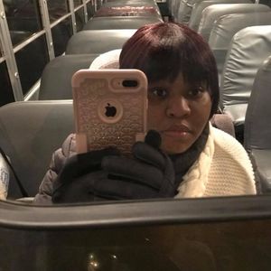 Meet your Posher, Rena